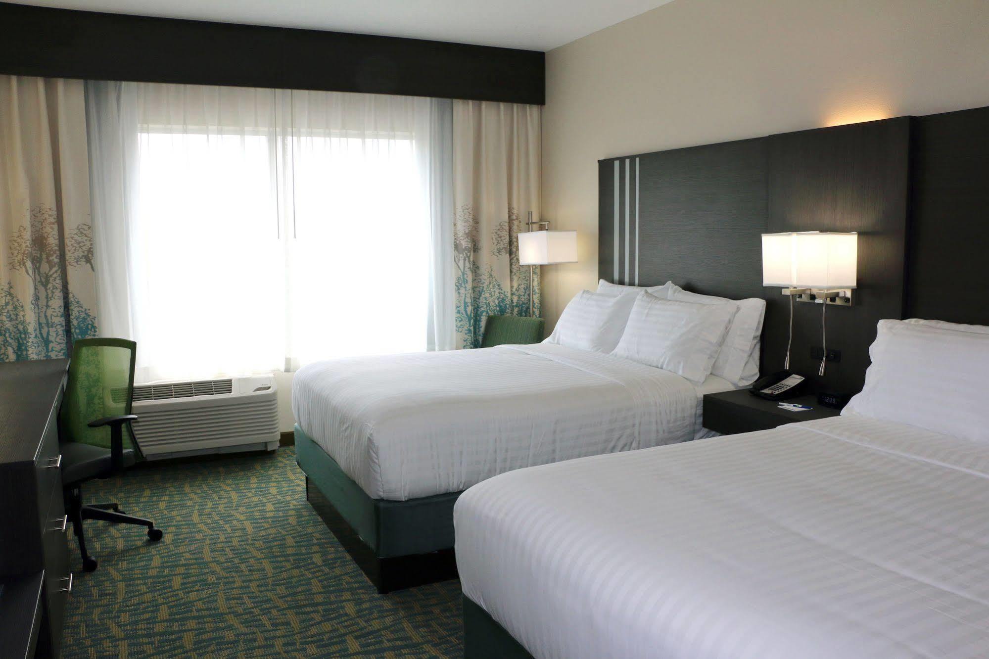 Holiday Inn Express & Suites - Hendersonville Se - Flat Rock By Ihg Extérieur photo