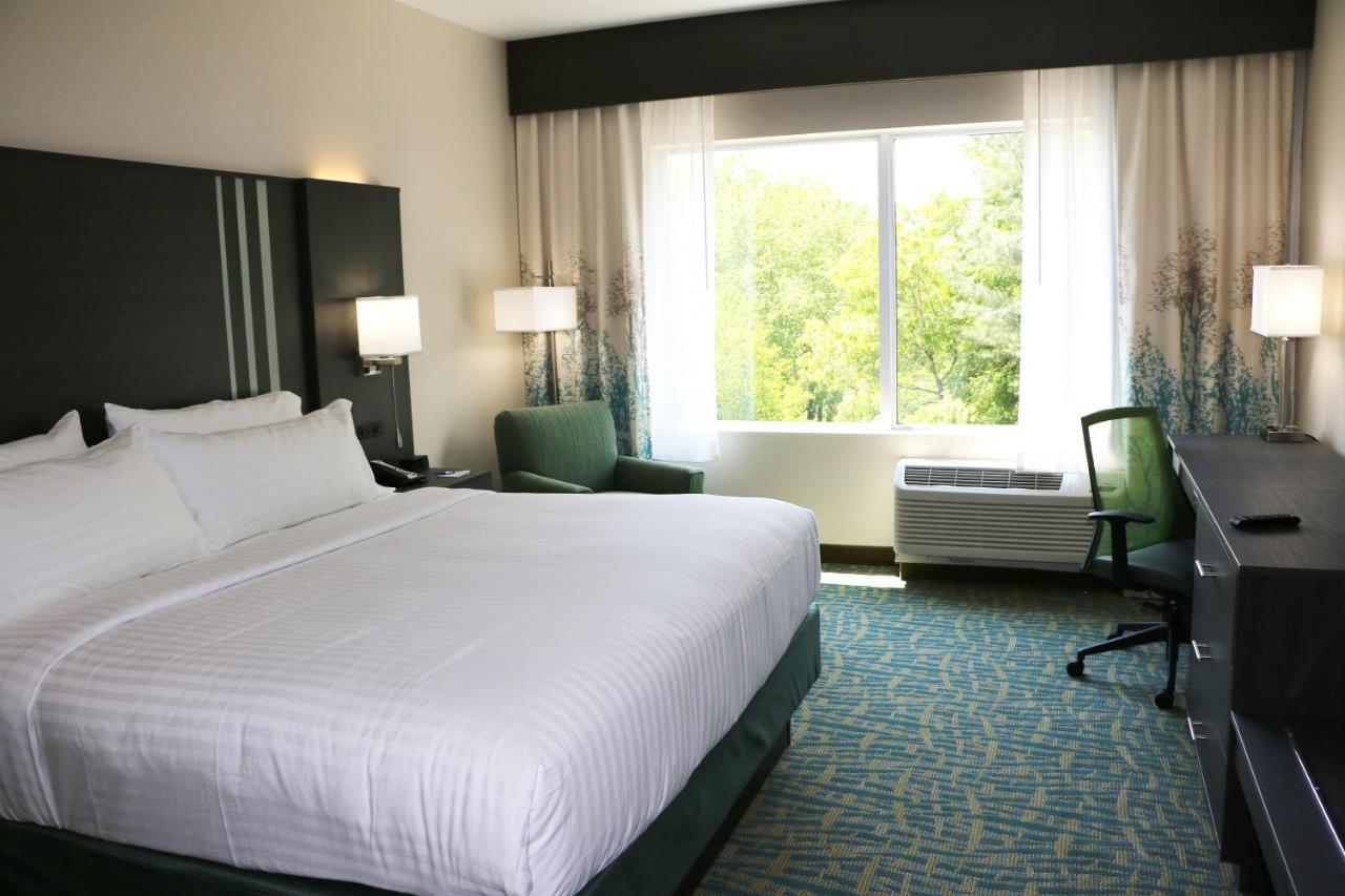 Holiday Inn Express & Suites - Hendersonville Se - Flat Rock By Ihg Extérieur photo